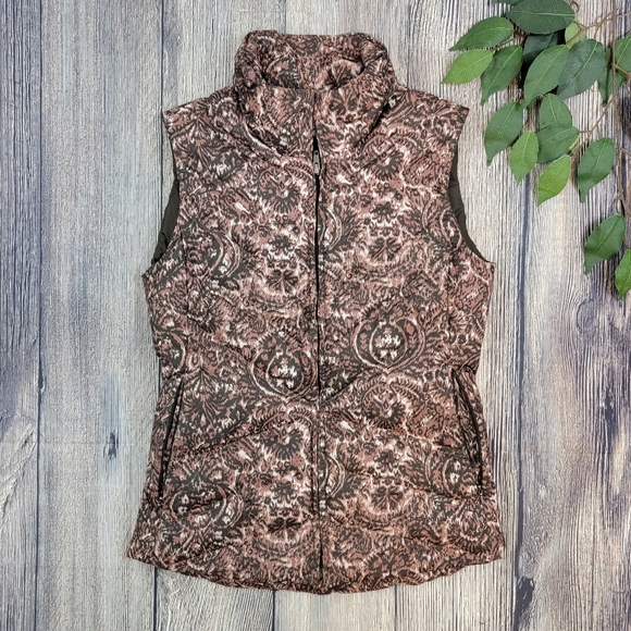 Patagonia Goose Down Floral Puffer Vest - Picture 2 of 11